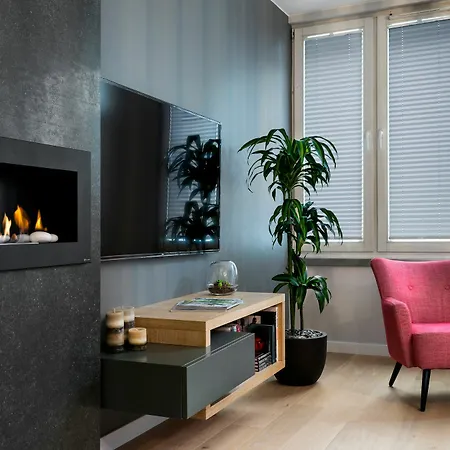 Privilege Apartment *